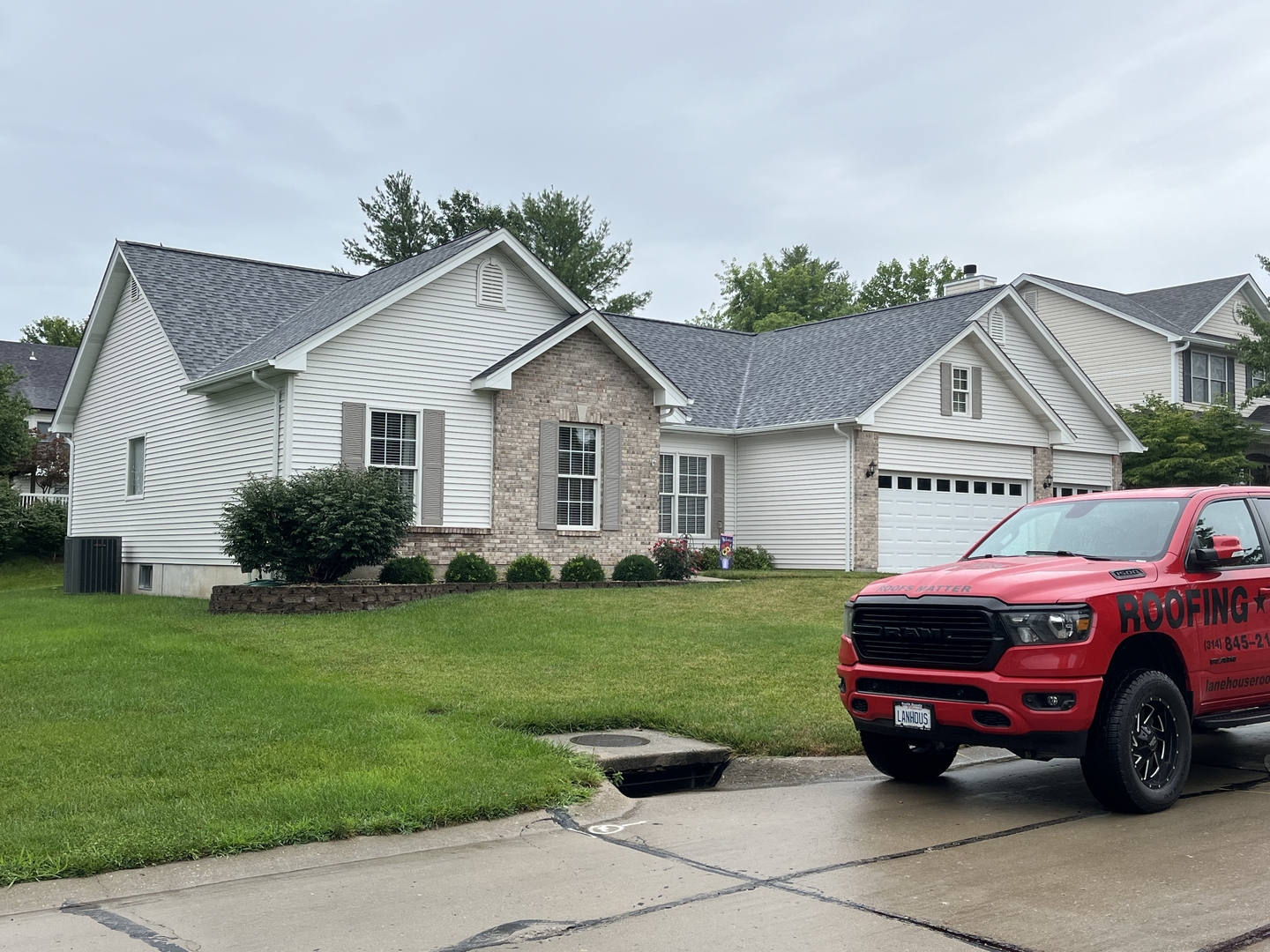 Roofers in St. Louis, MO